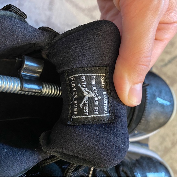 Jordan 11 Retro Low Barons - Picture 5 of 7